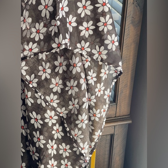 Raj NWT Trading & Imports Mireille Breeze Floral Black and White Printed Kimono - Picture 5 of 6